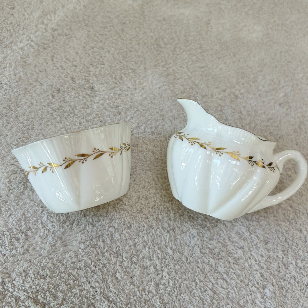 Shelley Fine Bone China "ELEGANCE" Creamer & Sugar Bowl Set England Floral 14090